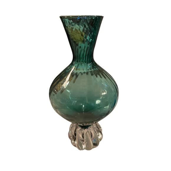 Teal Ribbed Swirled Blown Glass Vase 6.75” Heavy Scalloped Ribbed Base - Picture 7 of 8